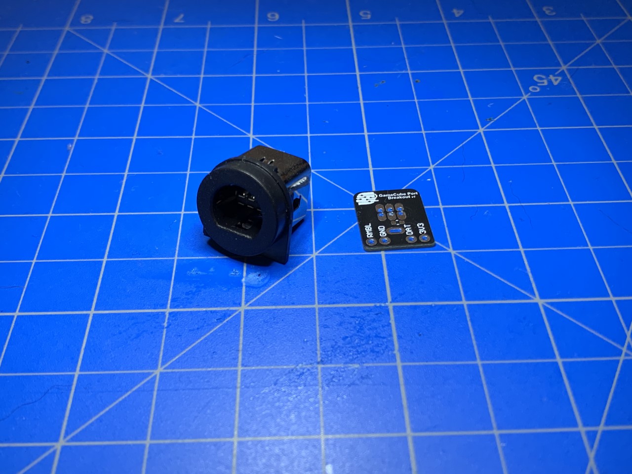 GameCube Controller Connector w/ Breakout PCB (Pack of 4)